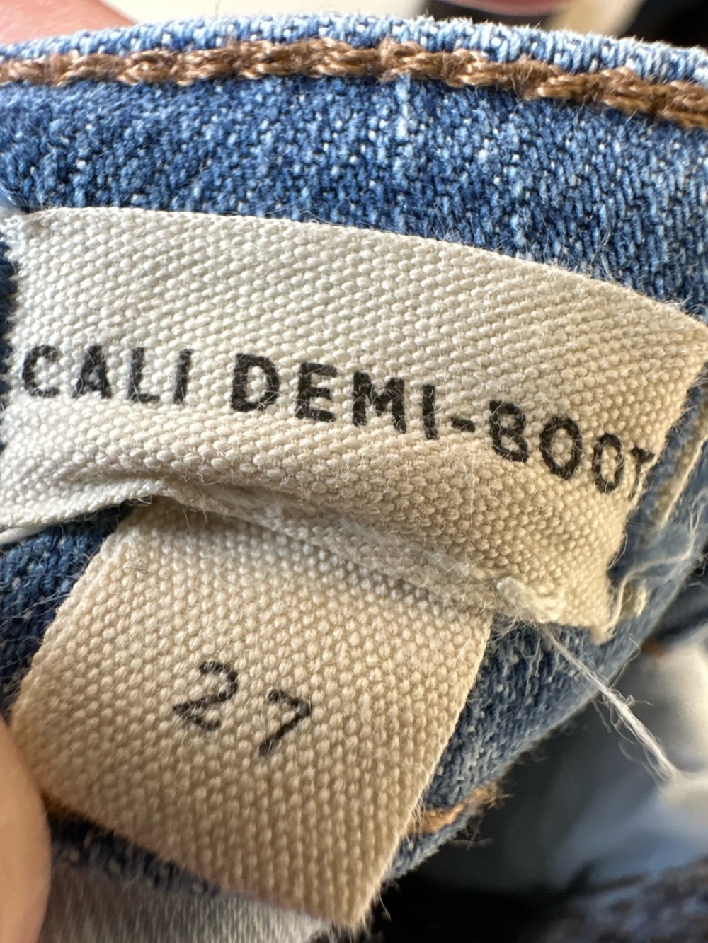 Madewell Cali Demi-Boot Medium Wash Jean - Picture 9 of 9